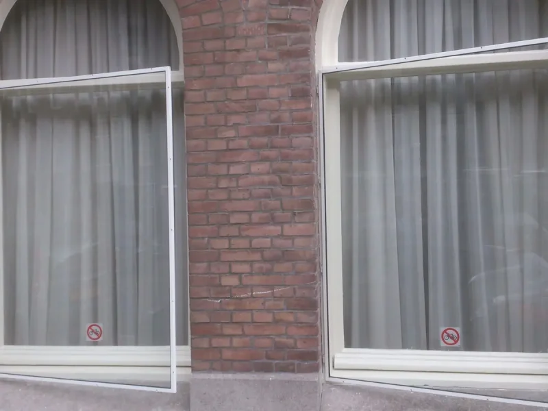 Twee boogramen met nieuw isolatieglas