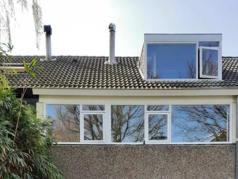 Dakkapel met nieuw isolatieglas